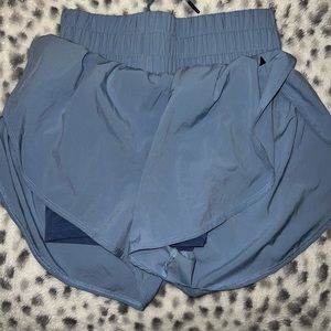 Vista Short size small